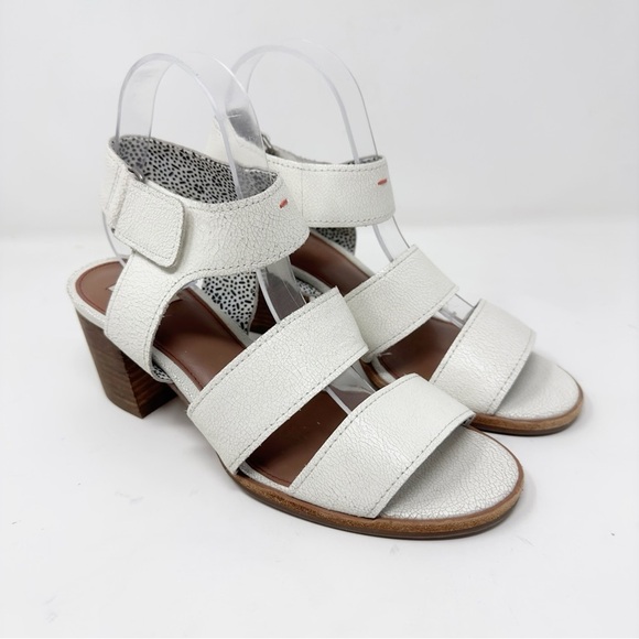 ED by Ellen Degeneres Triple Strap Leather Sandals - Picture 1 of 8